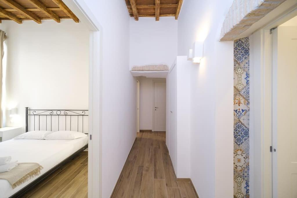 Vatican Borgo Pio I Apartment